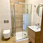 E-hotel Hotel *
