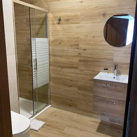 Hotel E-hotel