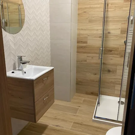 Hotel E-hotel *
