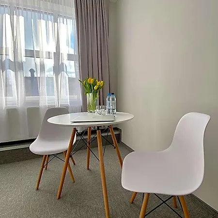E-hotel Hotel