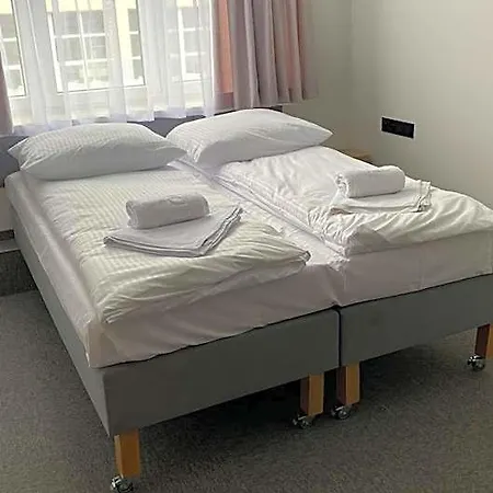 E-hotel Hotel