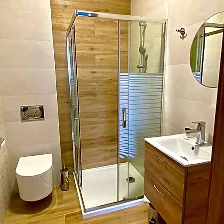 E-hotel Hotel