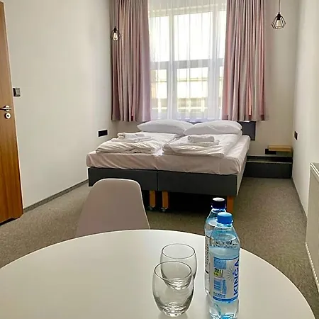 E-hotel *