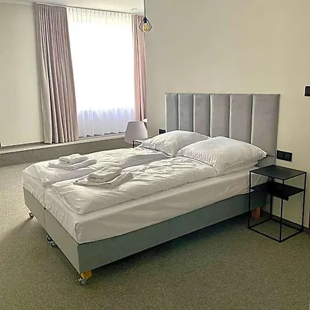 Hotel E-hotel