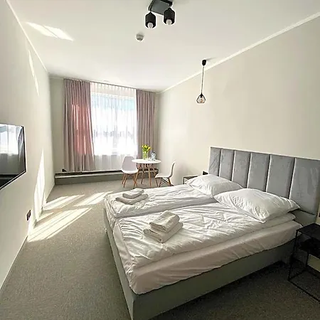 Hotel E-hotel