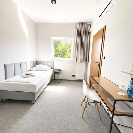E-hotel Готель *