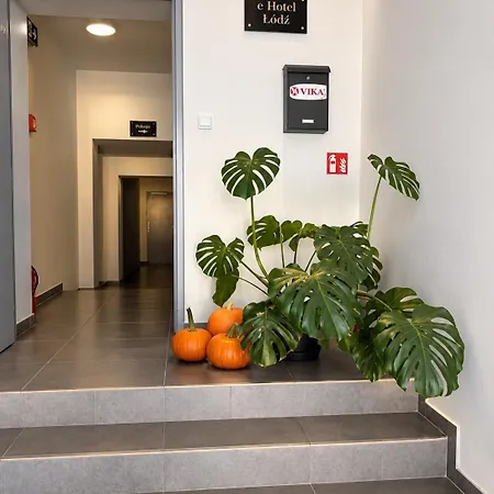 E-hotel Готель *